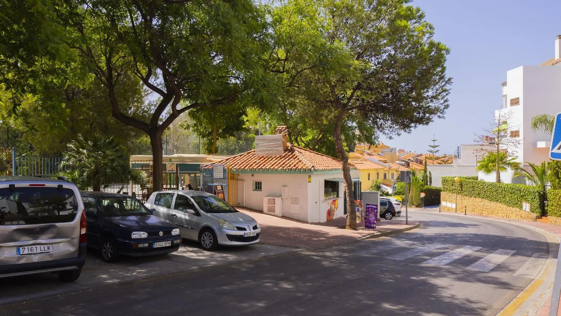 Guest house Cubo'S Poseidon Apartment 2 & Pool Benalmadena Spain